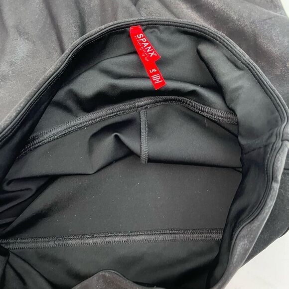 Spanx Faux Leather Leggings Size Large - Picture 8 of 9